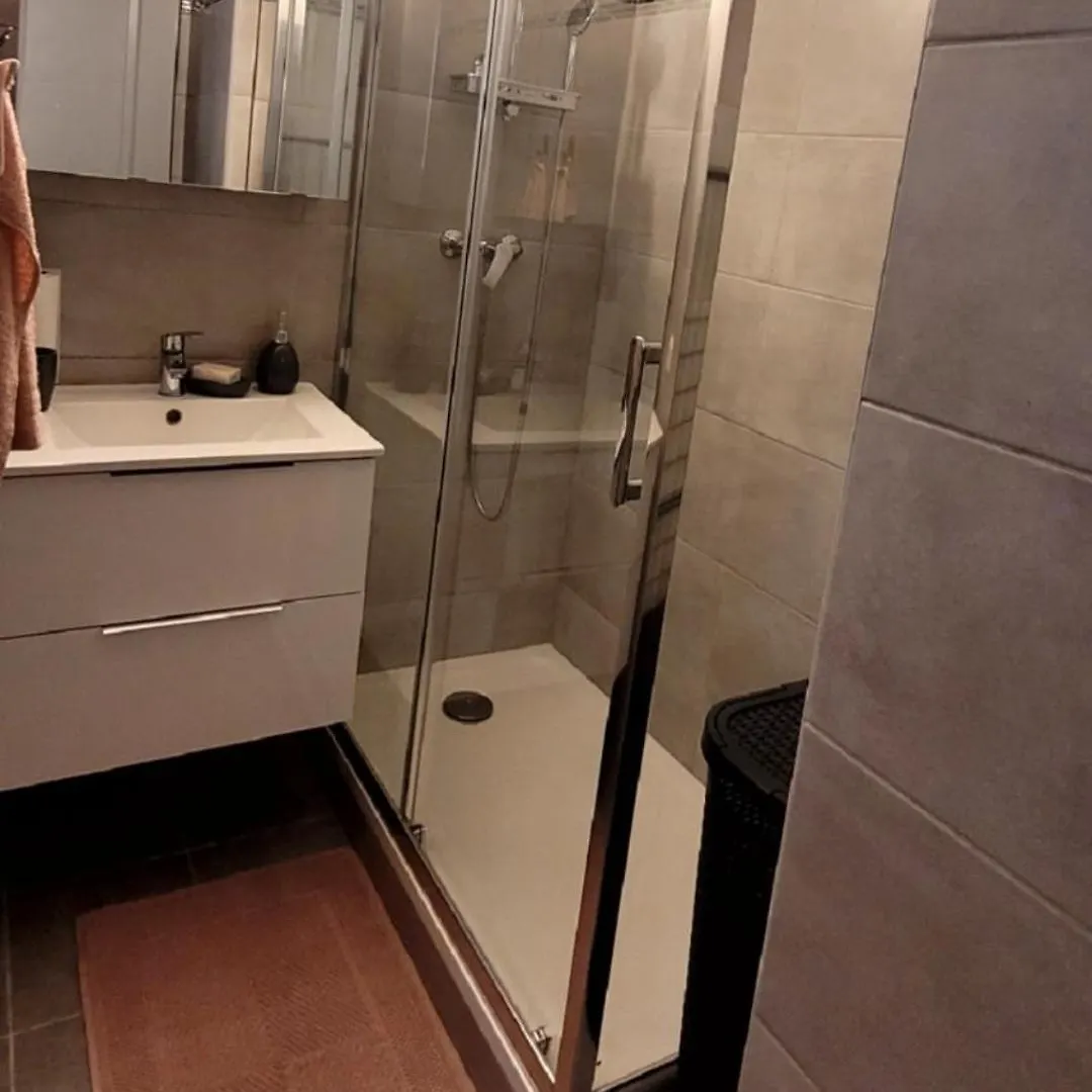 Appartement Proche De La Plage Cannes 0*,  France